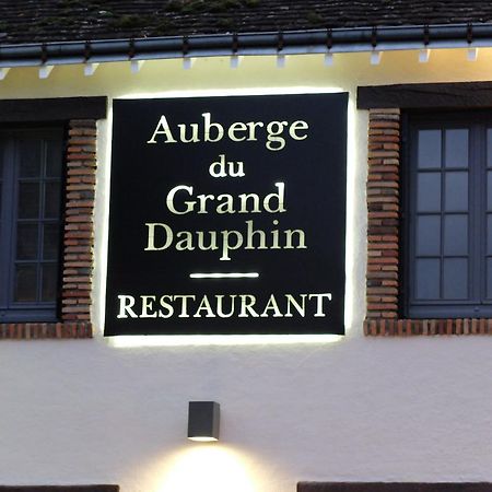 Auberge Du Grand Dauphin Dhuizon Exterior photo
