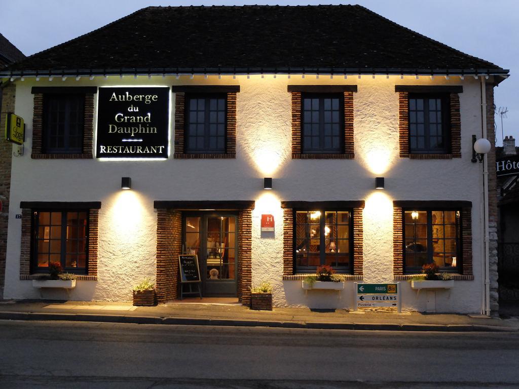 Auberge Du Grand Dauphin Dhuizon Exterior photo